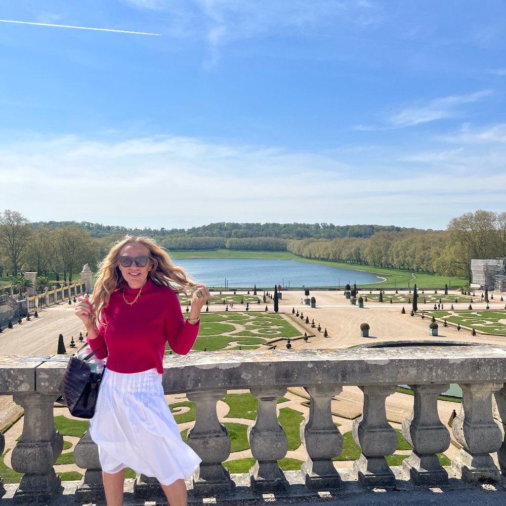 Meet your Posher, High Fashion at a fraction of the cost